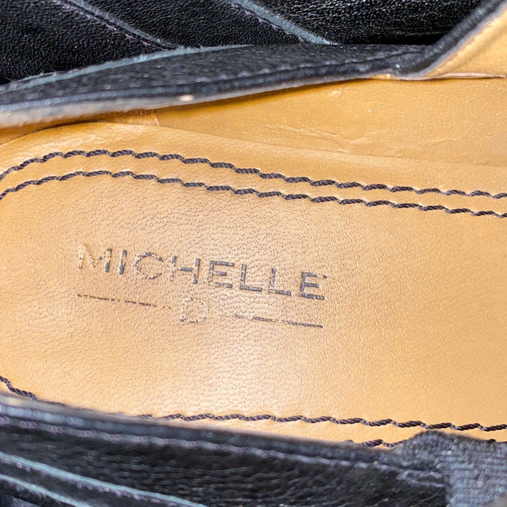 Michelle Women's Black Mary Jane Wedge. Size 8M. - Picture 7 of 8